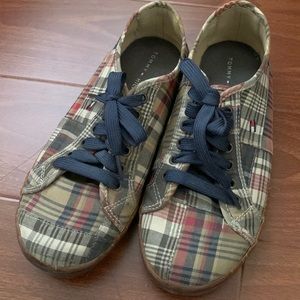 Women’s Tommy Hilfiger Vintage Plaid Gum Sole Shoes